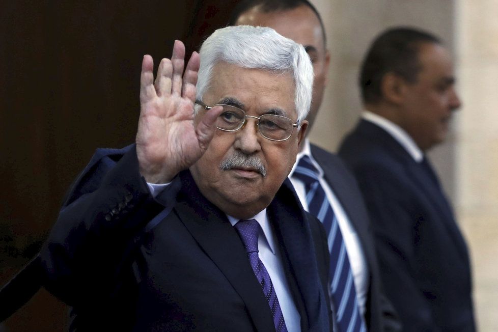 Palestinský lídr Mahmúd Abbás řekl, že holokaust si způsobili Židé tím, že jsou lichváři