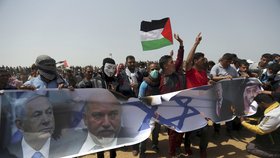 Palestinci u pásma Gazy se bouří. Izraelská armáda na ně používá ostré náboje.