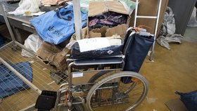 Palestinci se konečně dočkali pošty, kterou zadržoval Izrael. Mezi zásilkami byl i invalidní vozík.