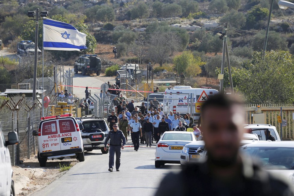 V židovské osadě Palestinec zastřelil tři izraelské policisty.