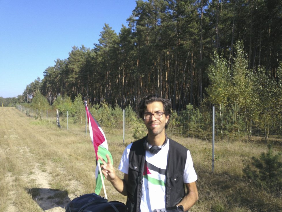 Benjamin Ladraa se při své pěší výpravě ze Švédska do Palestiny zastavil i v Česku.