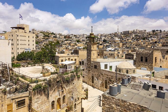 Ulice Starého Města Hebronu, která sousedí s částí města obsazenou Izraelci