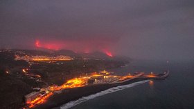 Láva ze sopky na Kanárských ostrovech dosáhla moře: Smetla i zázračný dům!