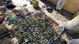Dobrovolníci na Palmovce sesbírali stovky plechovek i PET lahví. Největší problém je neudržovaná zeleň
