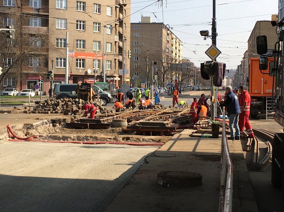 Takto vypadaly opravy na Balabence v roce 2017.