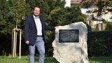 Památník v Mikulově připomíná oběti mnichovské zrady: Statisíce vlastenců prchaly z pohraničí