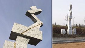 Památník Svobody je ozdobou parku u Chodovské tvrze. Kromě svého tvaru ukrývá pár překvapení.