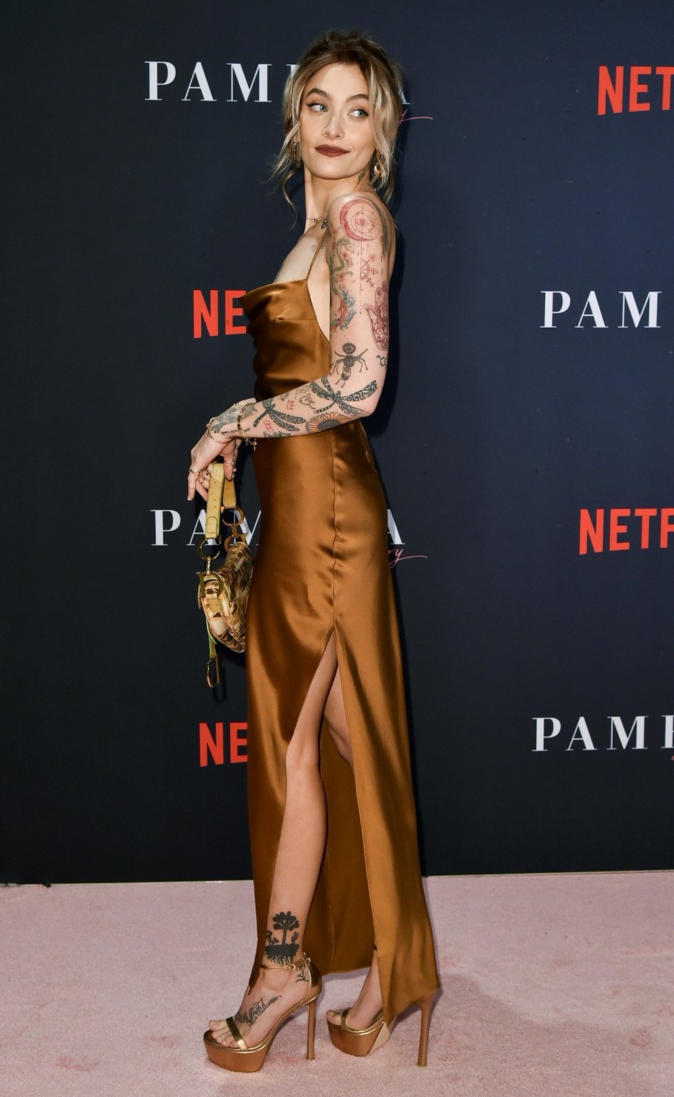 Premiéra dokumentu Pamela: A Love Story v Los Angeles – Paris Jackson