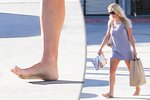 Pamela Anderson si na nákupy neobula ani boty