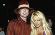 Pamela Anderson s bývalým manželem a bubeníkem Mötley Crüe Tommy Leem