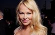 Pamela Anderson se změnila k nepoznání!