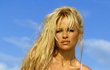 Pamela Anderson se proslavila v 90. letech