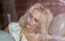 Pamela Anderson je na dně: Kvůli dluhům jí hrozí vězení!