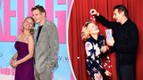 Pamela Andersonová s Liamem Neesonem potvrdili v přímém přenosu: Láska jako hrom!