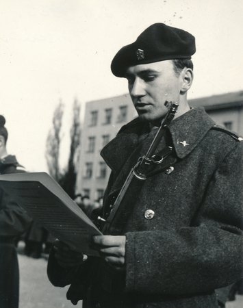 Josef Bartošek u výsadkář v roce 1966