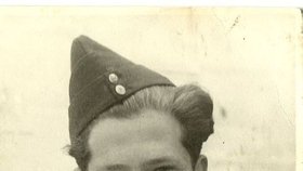 Benjamin Abeles v uniformě RAF