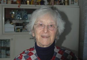 Zemřela sestra Arnošta Lustiga: Hana Hnátová (†98) přežila hrůzy koncentračního tábora v Osvětimi