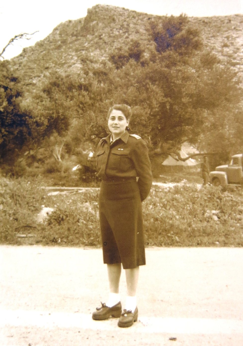 Ruth Haasová v IDF (Izraelské obranné síly), 1949-1950