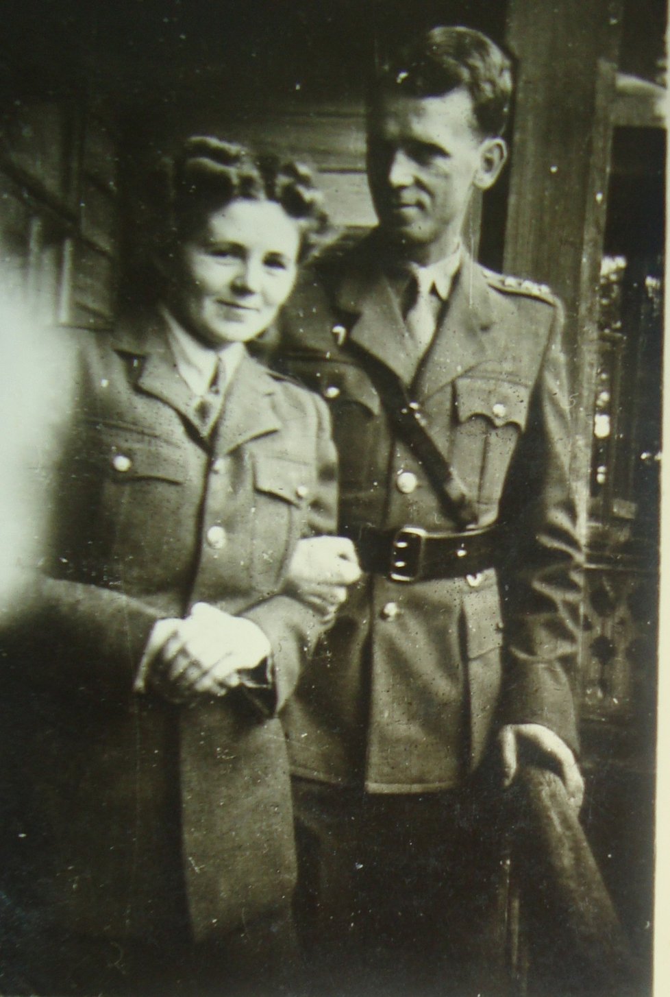 Listopad 1944; svatební fotografie Anny  Pajerové a Jana Malášk