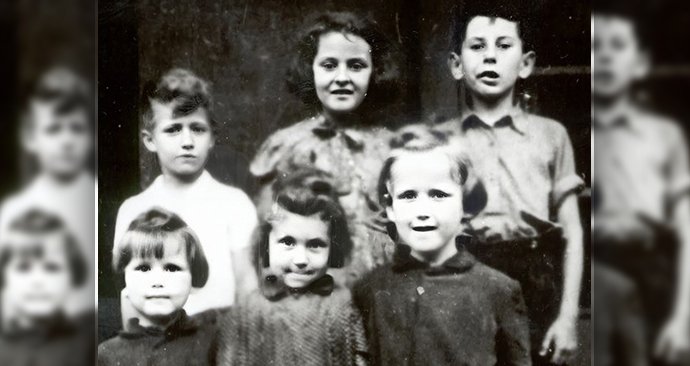 Nepoznáváte je? Pátrá se po 11 židovských dětech, které zachránili odbojáři z Ostravska