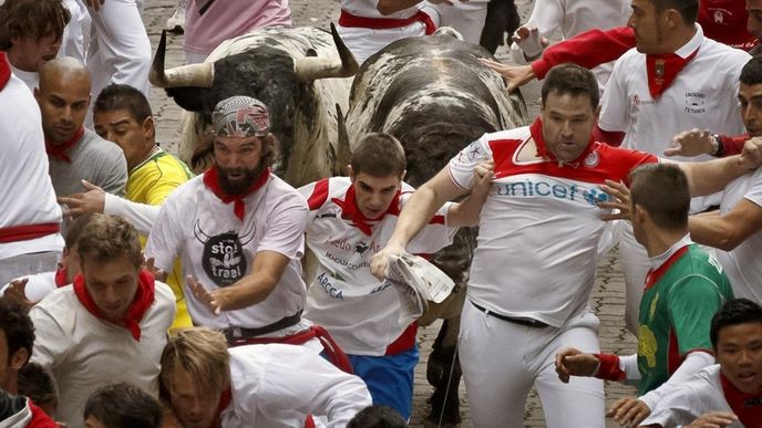 Pamplona, běh s býky