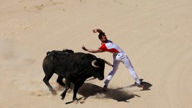 Tradiční běh s býky v Pamploně. (9. červenec 2022)