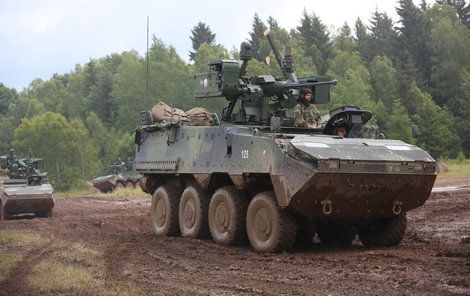 Česká armáda má již 107 pandurů.
