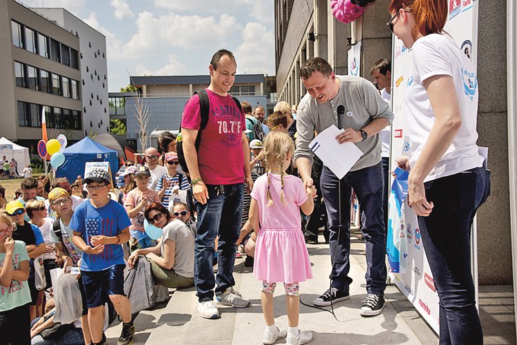 V tombole vyhrávali mladí, staří, holky, kluci – rozdali jsme desítky cen