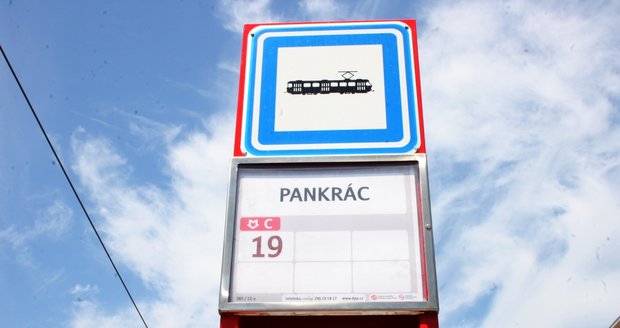 V pátek 4. června se po devíti letech obnovil provoz tramvajové linky č. 19. Vyjela z nové zastávky Pankrác. Dopravní podnik pří této příležitosti pořádal projížďku historickými vozy po z Pankráce do Střešovic.
