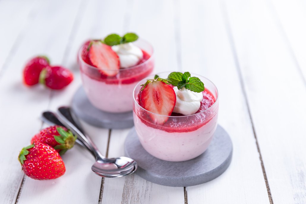 Jahodová panna cotta