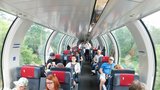 Premiéra s výhledem k nezaplacení: Českem už jezdí vlak s panoramatickým vagonem 