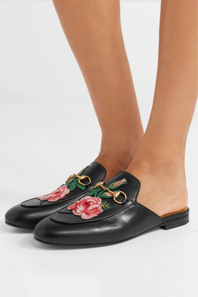 Pantofle s výšivkou, Gucci, net-a-porter.com,  €650