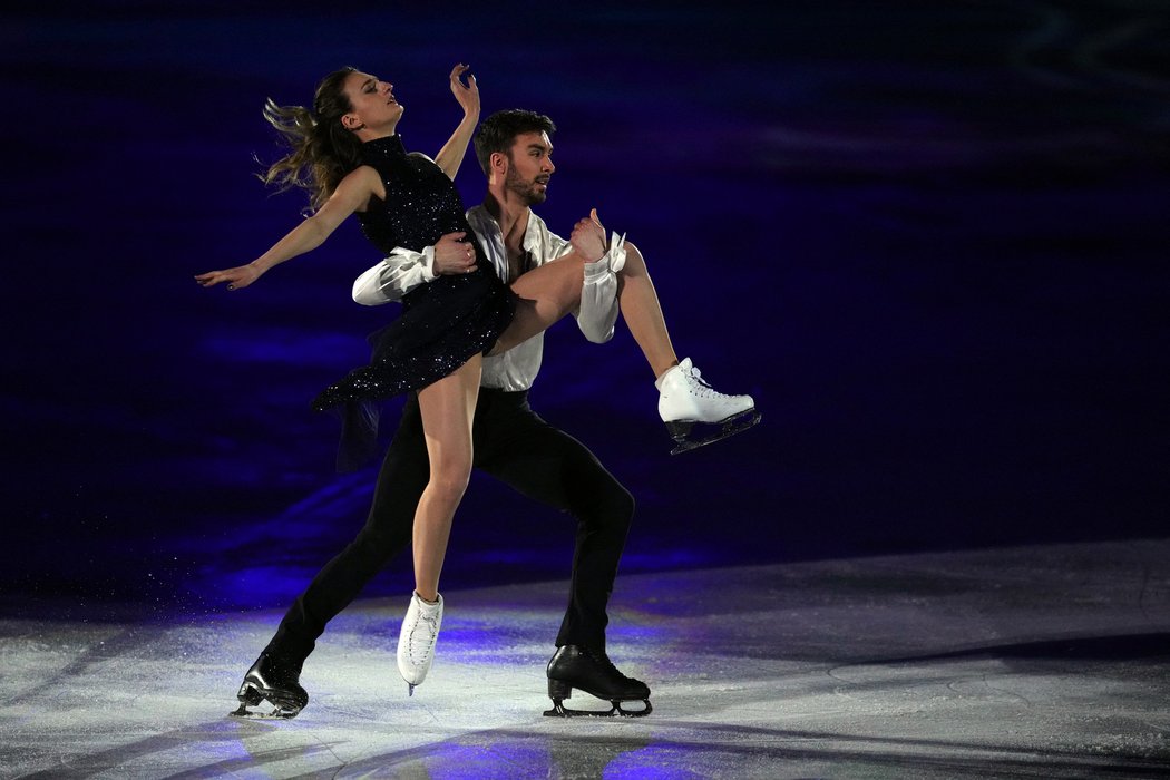 Držitelé světového rekordu v tancích na ledě Gabriella Papadakisová a Guillaume Cizeron z Francie