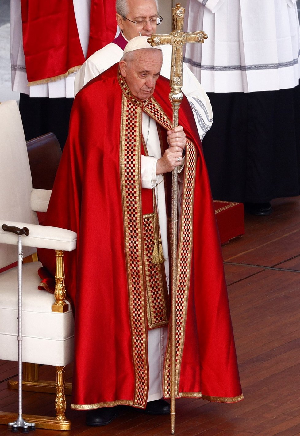 Papež František vede bohoslužbu za svého předchůdce (5. 1. 2023).