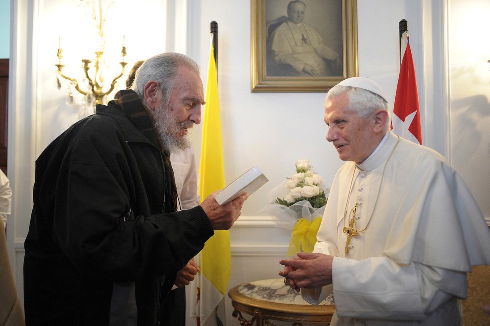 Papež Benedikt XVI. s Fidelem Castrem