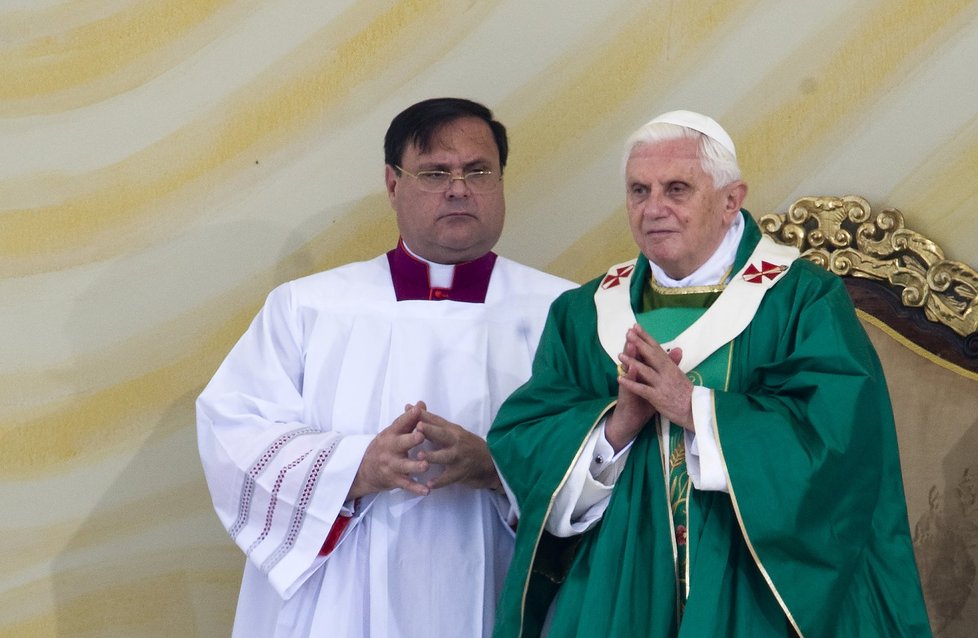 Papež Benedikt XVI. sloužil Mši svatou v Brně