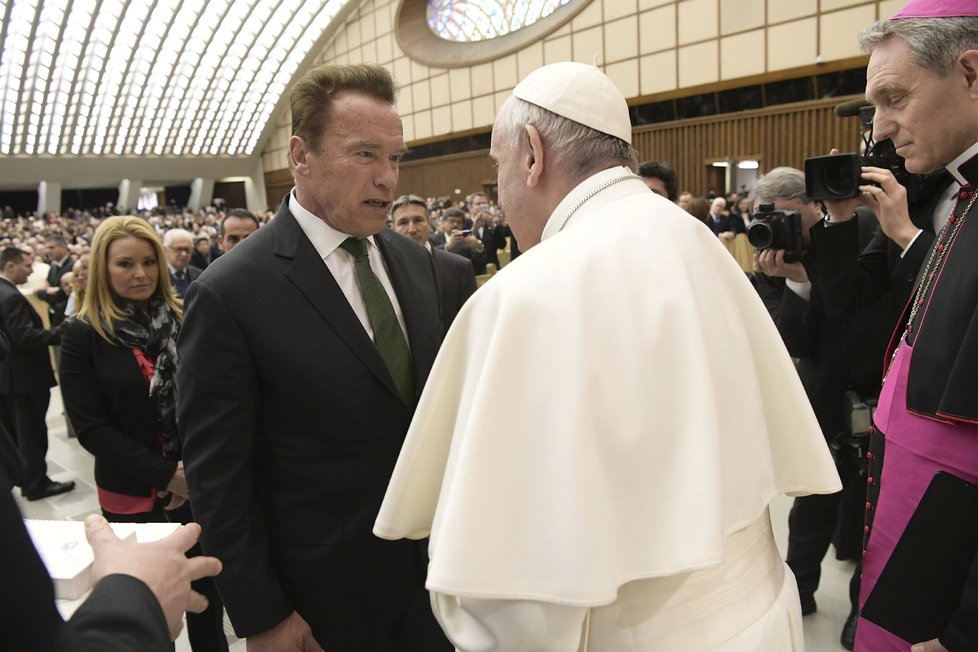 Arnold Schwarzenegger se setkal s papežem.