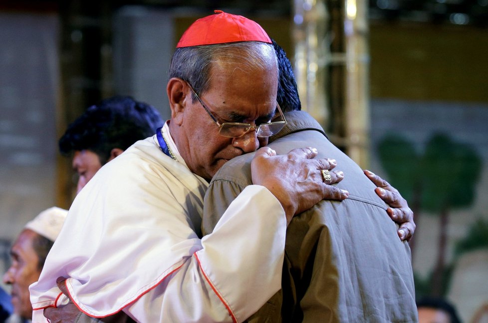 Papež poprvé od návštěvy Barmy promluvil o útlaku Rohingů, žádal je o odpuštění