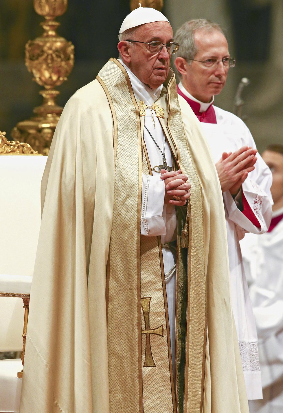 Papež František byl znovu nominován.