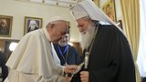 Papež na Balkánu: Hájil vstřícnost k migrantům a chce lepší vztahy s ortodoxními církvemi
