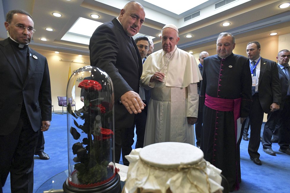 Papež František dorazil na návštěvu Bulharska (5.5.2019)