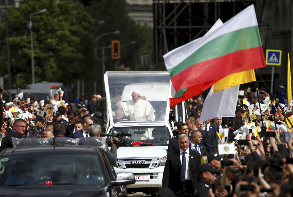 Papež František dorazil na návštěvu Bulharska (5.5.2019)