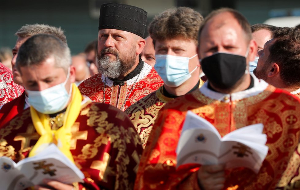 Tisíce lidí přišly přivítat papeže Františka v Prešově (14.9.2021)