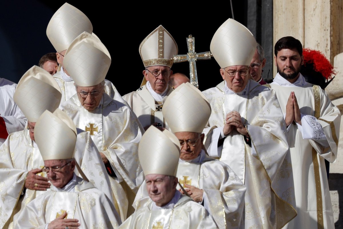 Papež František svatořečil 35 lidí.
