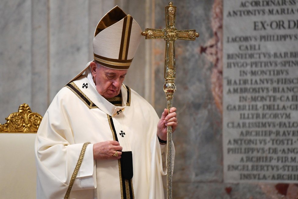 Papež František celebroval ve Vatikánu na Velikonoce své urbi et orbi. Tentokrát ale bez přítomných věřících. (12.4.2020)