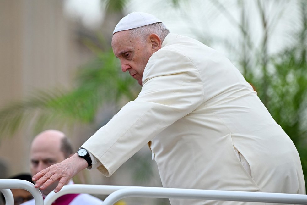 Papež František se po propuštění z nemocnice chystá na odstartování série velikonočních obřadů.