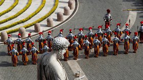 Papež František přednesl tradiční poselství Urbi et Orbi (Městu a světu) a mluvil o válečných Velikonocích (17.4.2022)