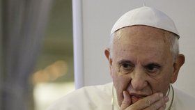 Papež František smutní kvůli smrti sekretářky.