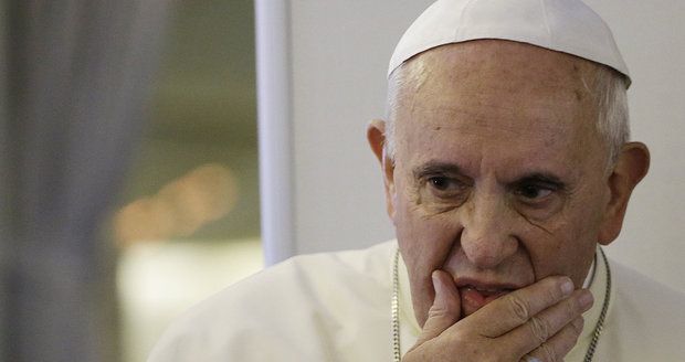 Papež František smutní: Zemřela mu těhotná sekretářka