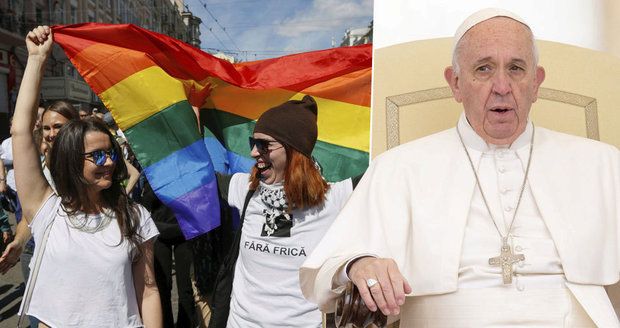 Papež František chce, aby církev požádala homosexuály o odpuštění. Byl smutný
